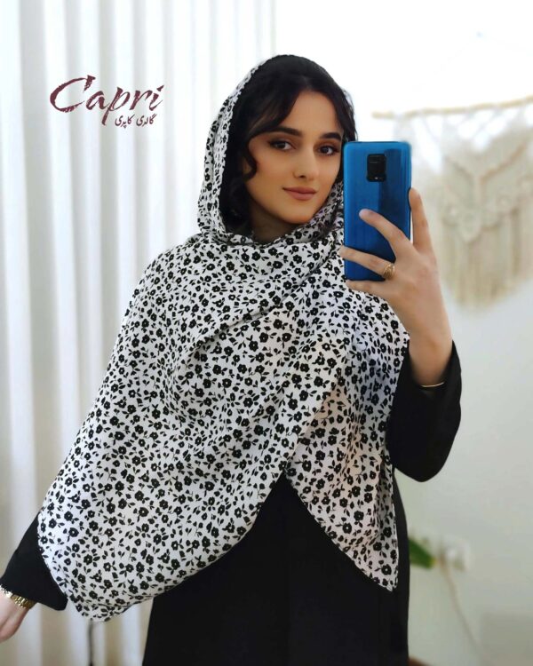 گالری شال و روسری کاپری